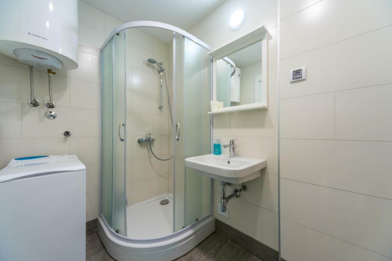 Apartment Tirena *